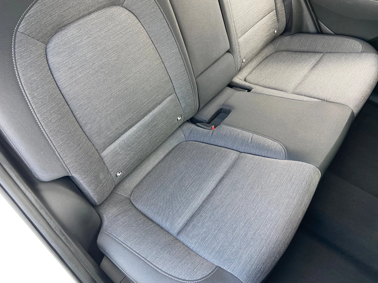 Hyundai Kona 64kWh-204кс-В НАЛИЧНОСТ!, снимка 15 - Автомобили и джипове - 54924343