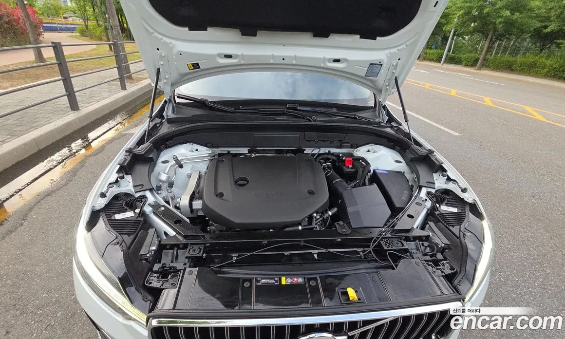 Volvo XC60 B6 ULTIMATE BRIGHT, снимка 7 - Автомобили и джипове - 55853866