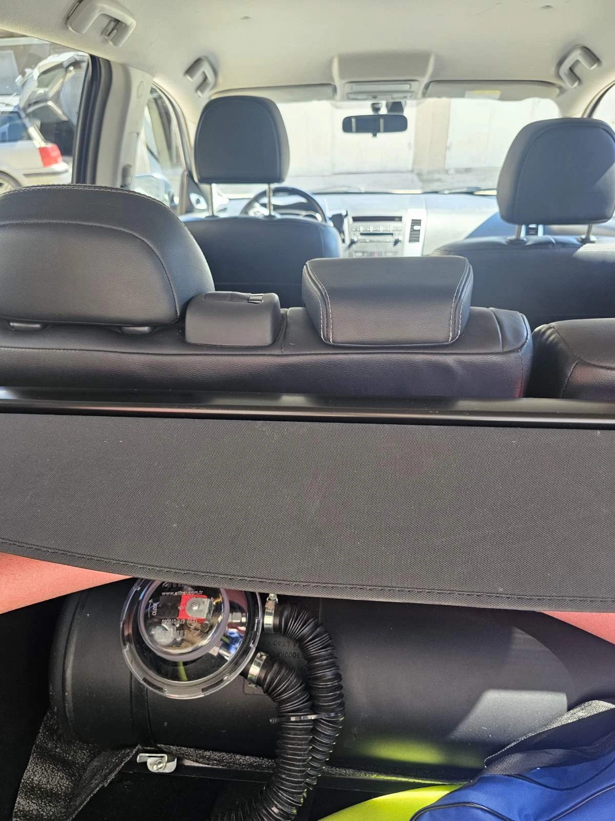 Mitsubishi Outlander 2.4* , 4х4* Газова уредба, снимка 9 - Автомобили и джипове - 56217287