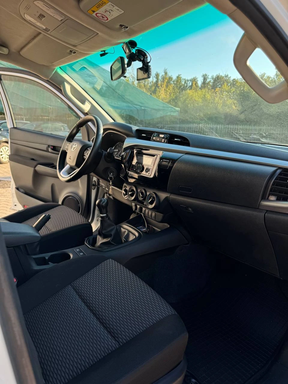 Toyota Hilux 99500KM | Mobile.bg � ����������� 10
