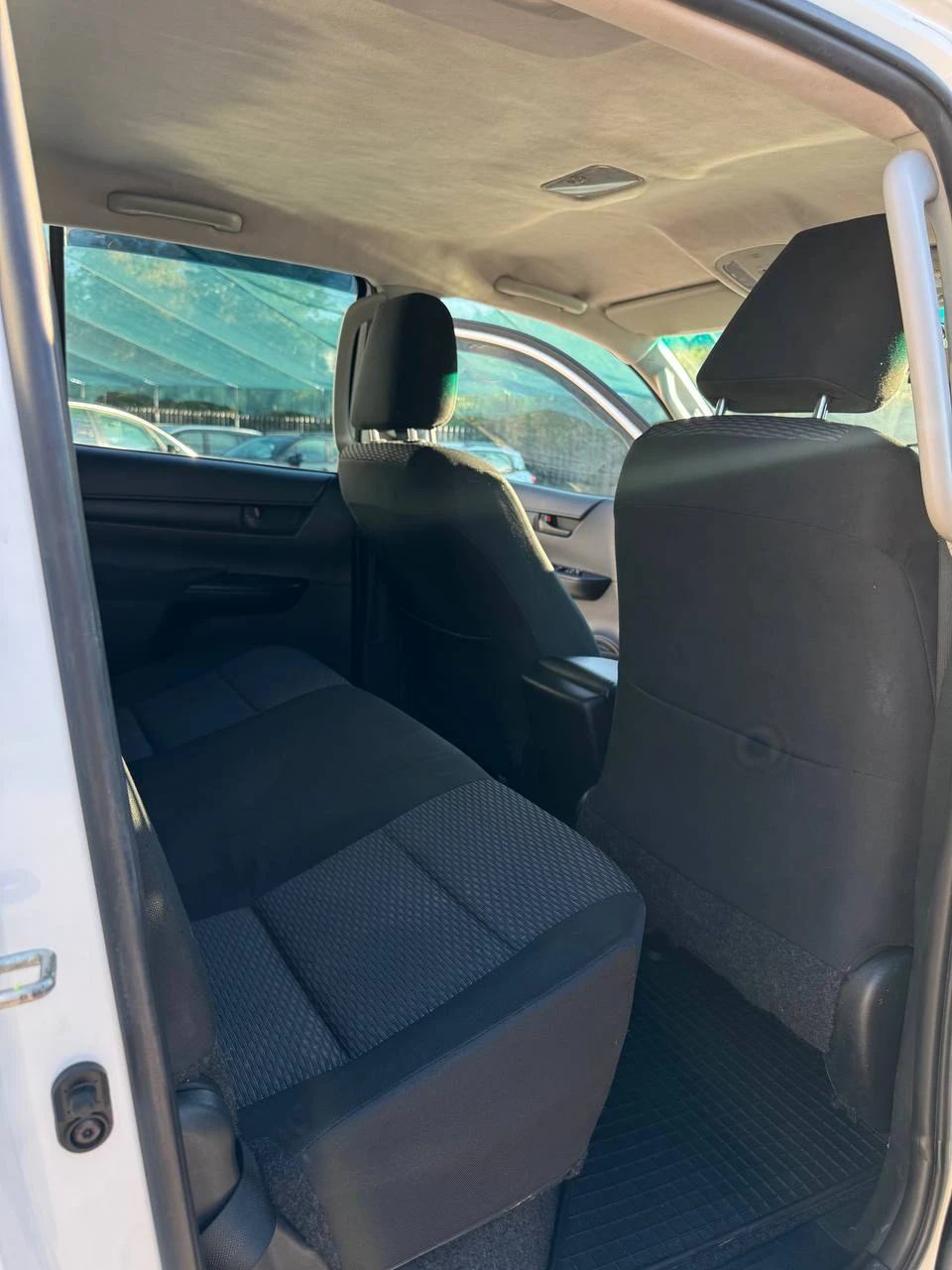 Toyota Hilux 99500KM | Mobile.bg � ����������� 12
