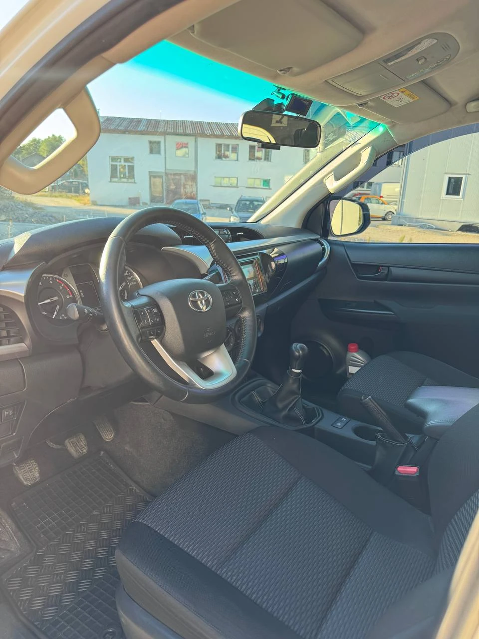 Toyota Hilux 99500KM | Mobile.bg � ����������� 8