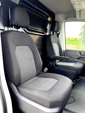 VW Crafter 2.0 TDI, Клима, Голямата Навигация! EURO 6, ТОП !, снимка 17
