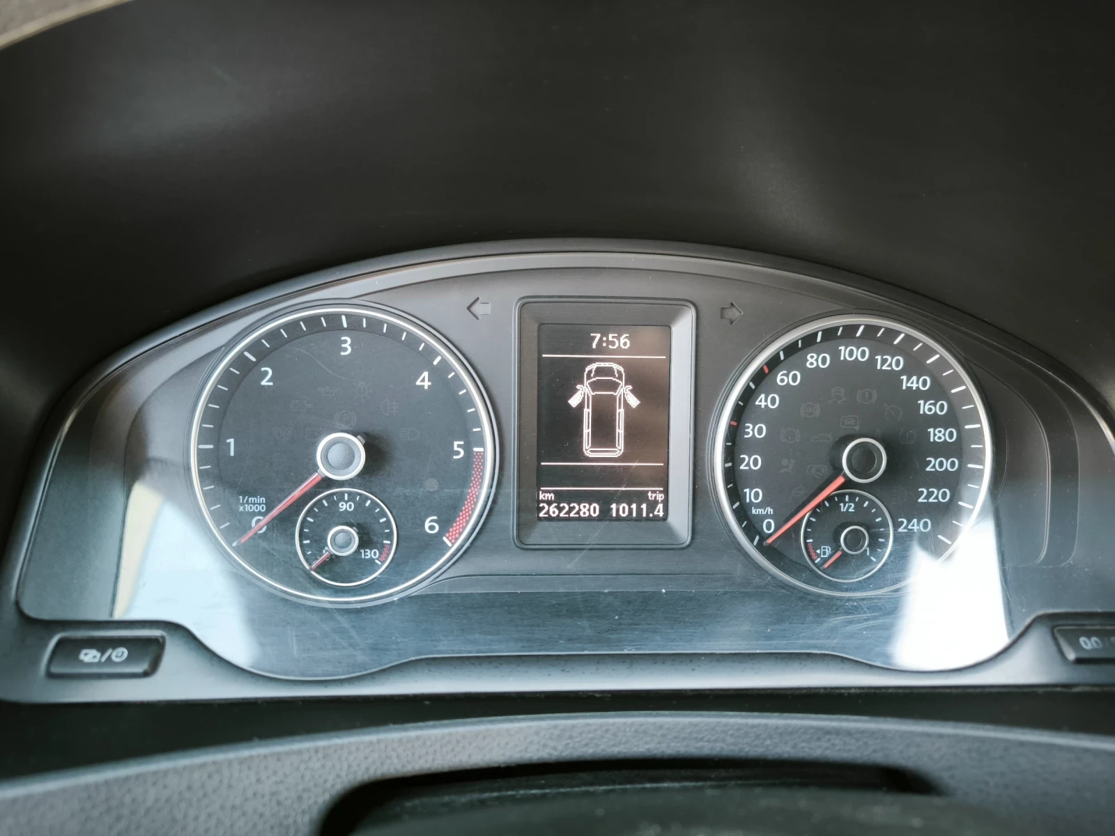 VW Transporter 2.0, снимка 17 - Бусове и автобуси - 54386453