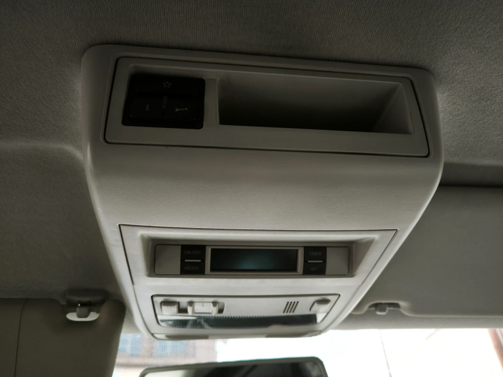 VW Transporter 2.0, снимка 4 - Бусове и автобуси - 54386453