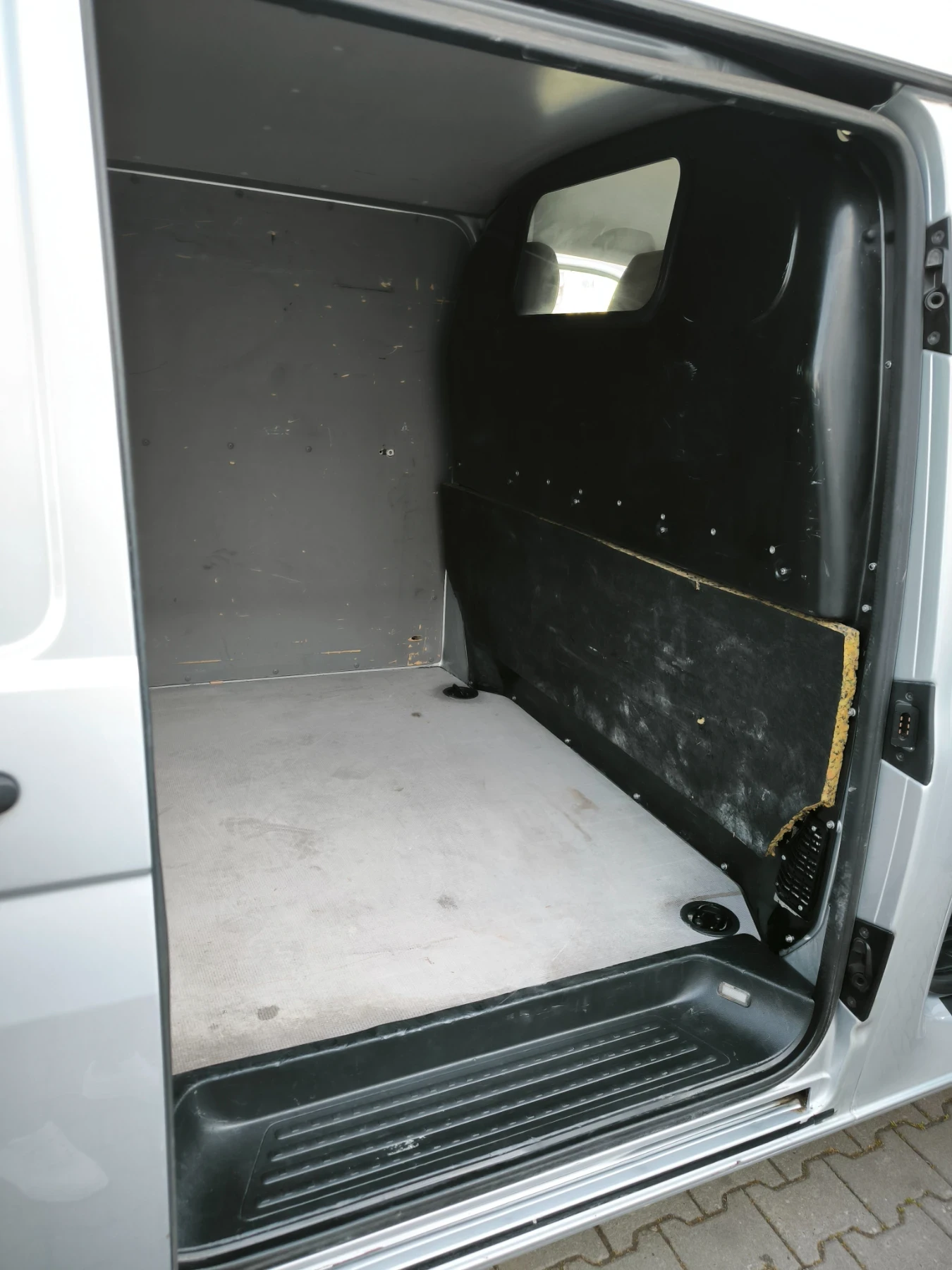 VW Transporter 2.0, снимка 16 - Бусове и автобуси - 54386453
