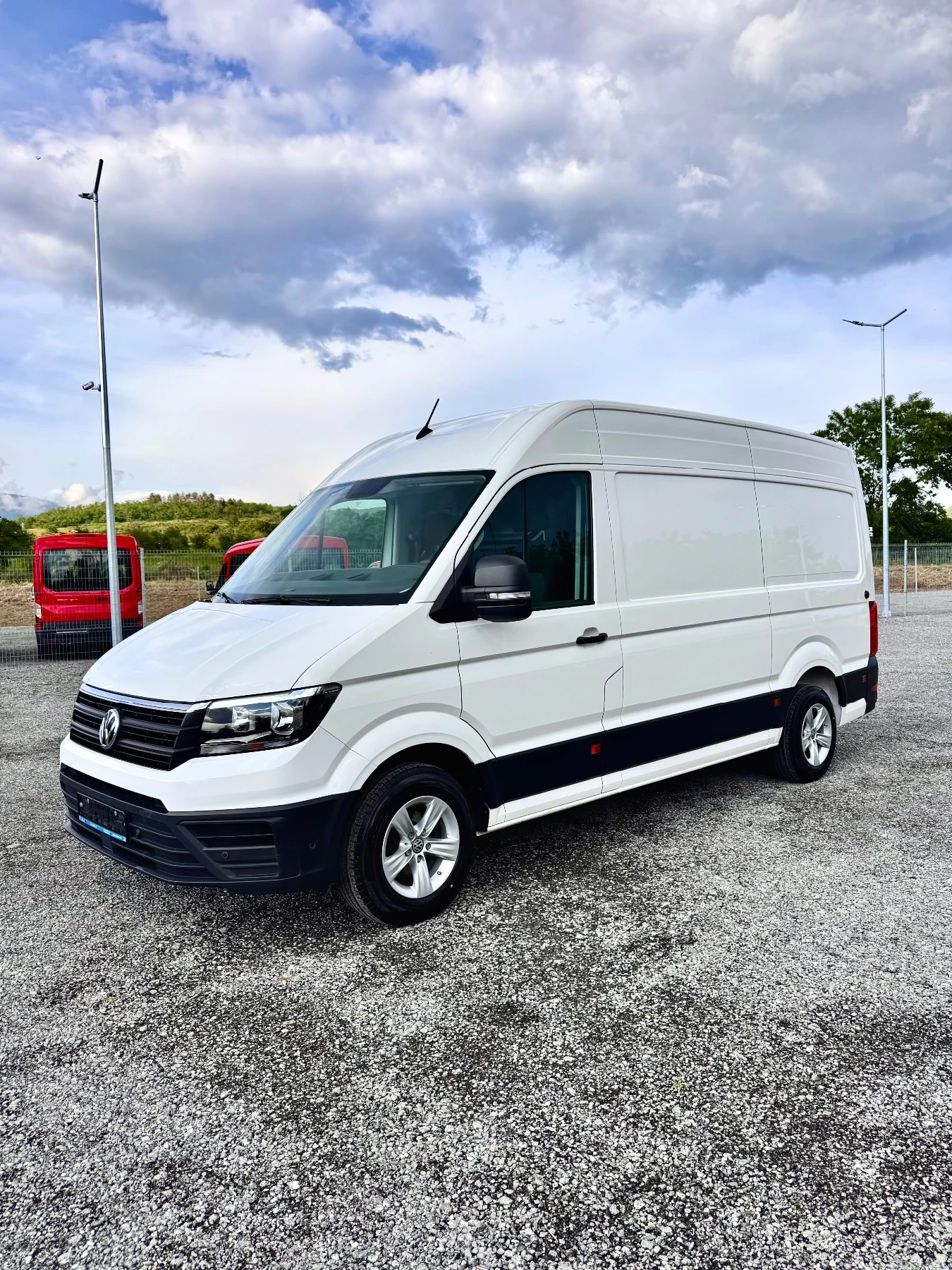 VW Crafter 2.0 TDI, Клима, Голямата Навигация! EURO 6, ТОП !, снимка 3 - Бусове и автобуси - 54795405