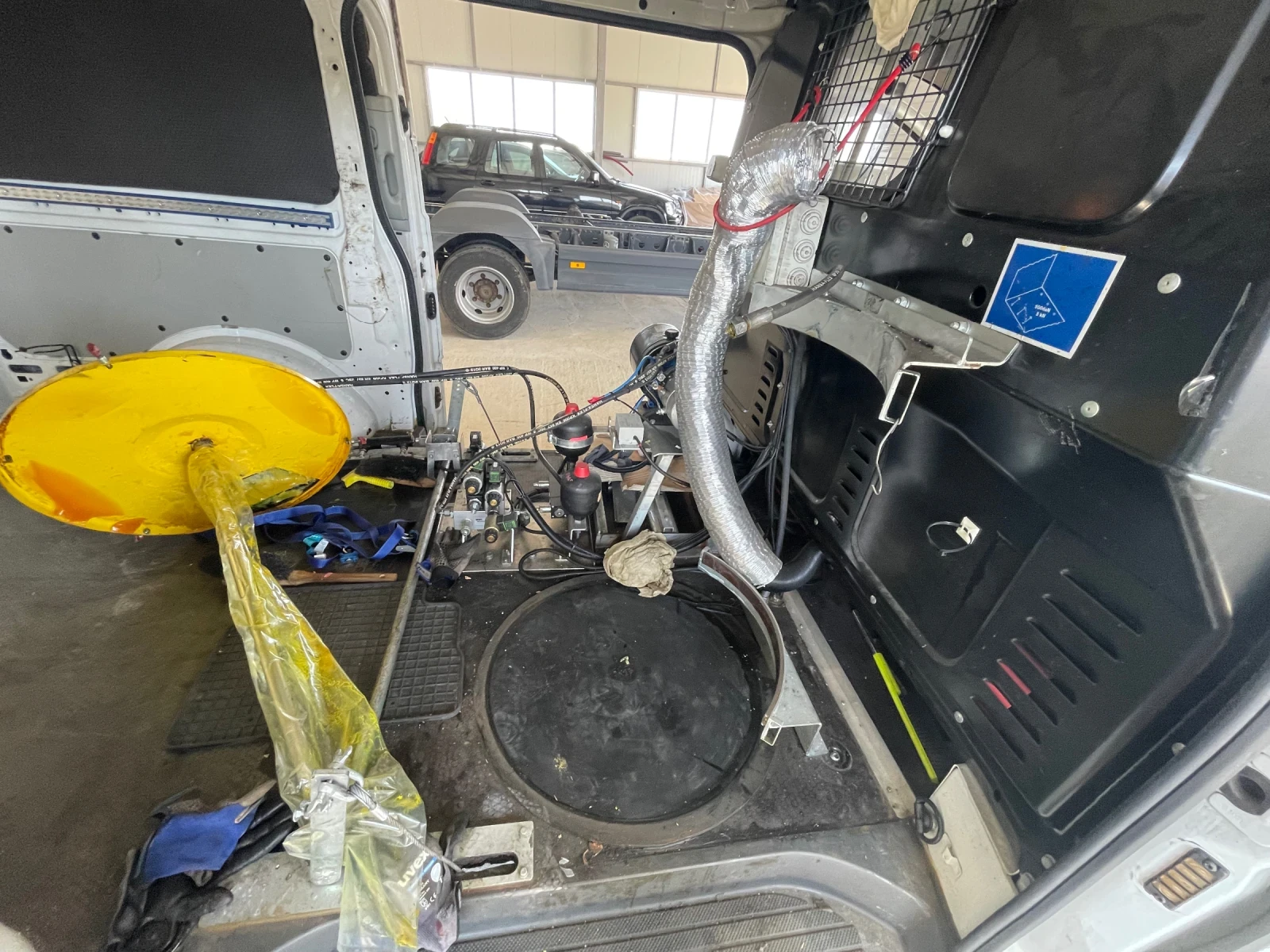 Mercedes-Benz Vito 110 CDI , снимка 11 - Бусове и автобуси - 55664610