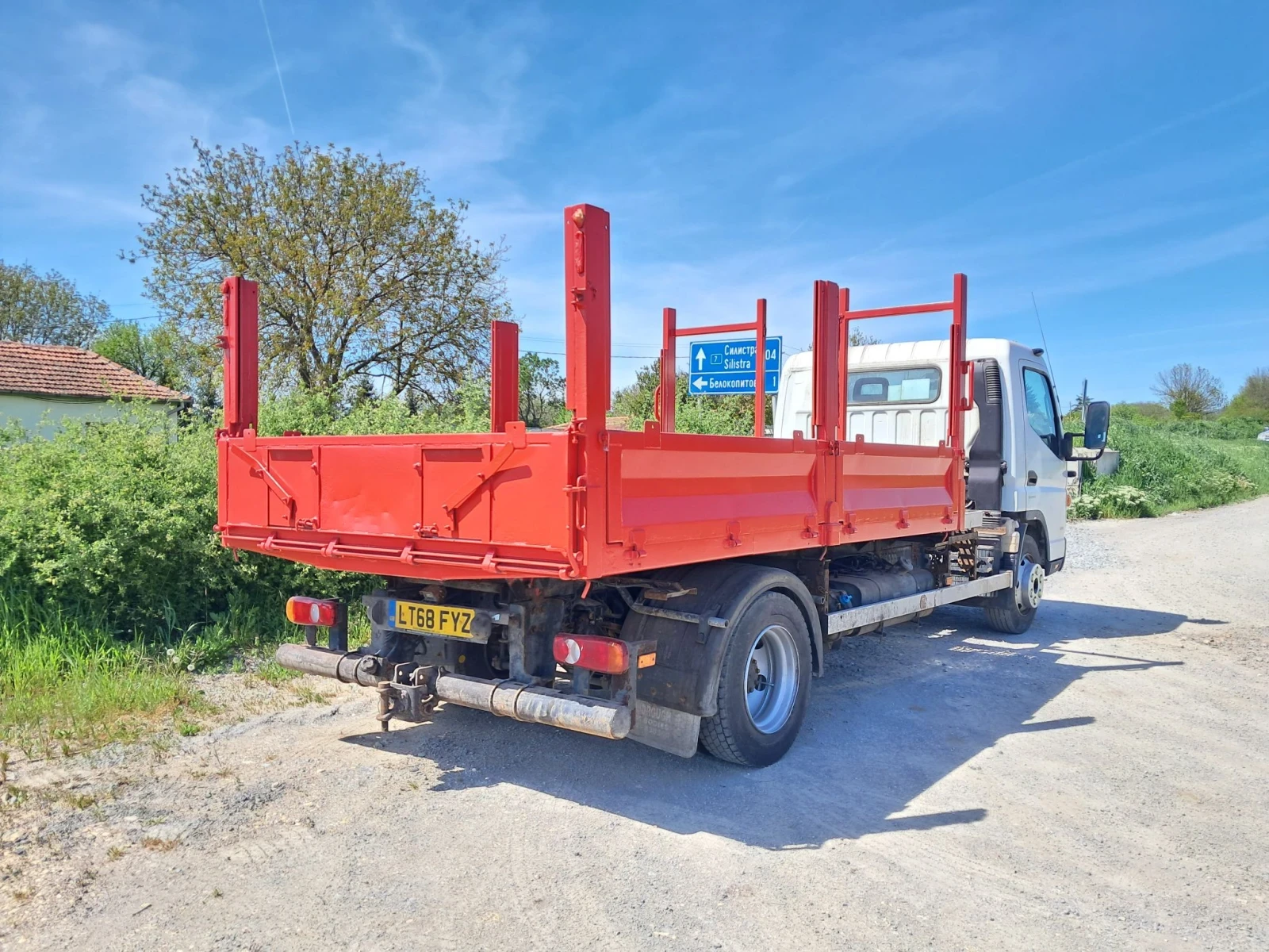 Mitsubishi Fuso Самосвал, снимка 6 - Камиони - 56649594