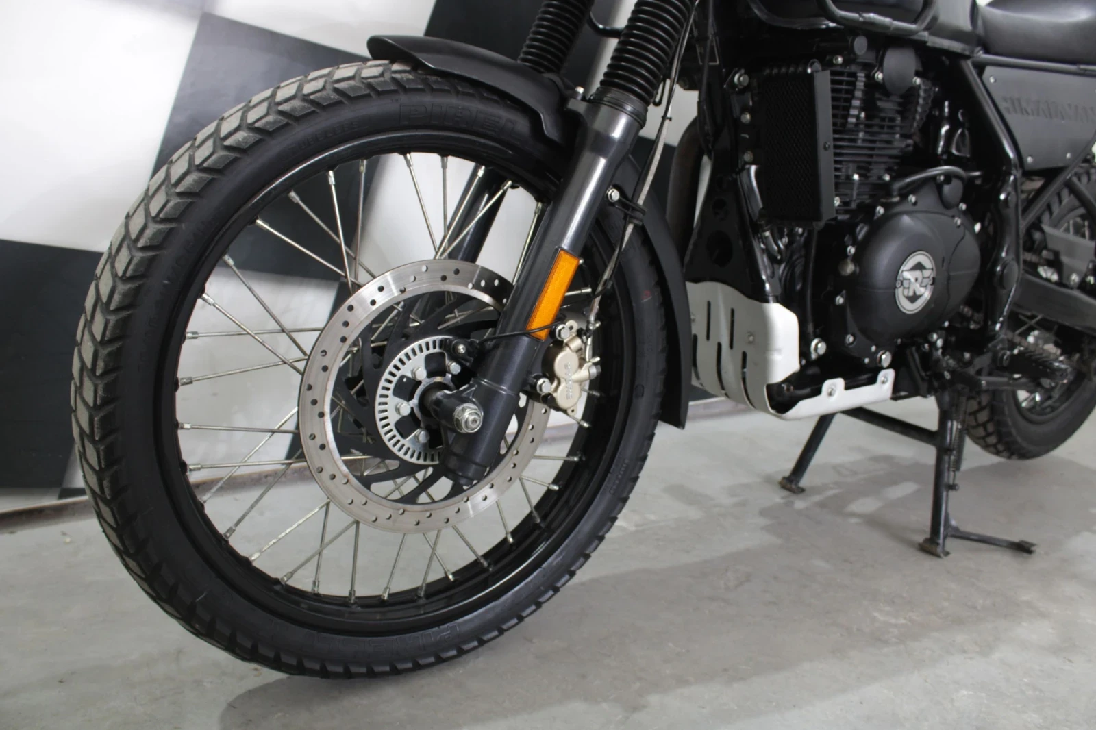 Royal Enfield Himalayan 411 2018г., снимка 12 - Мотоциклети и мототехника - 53978617