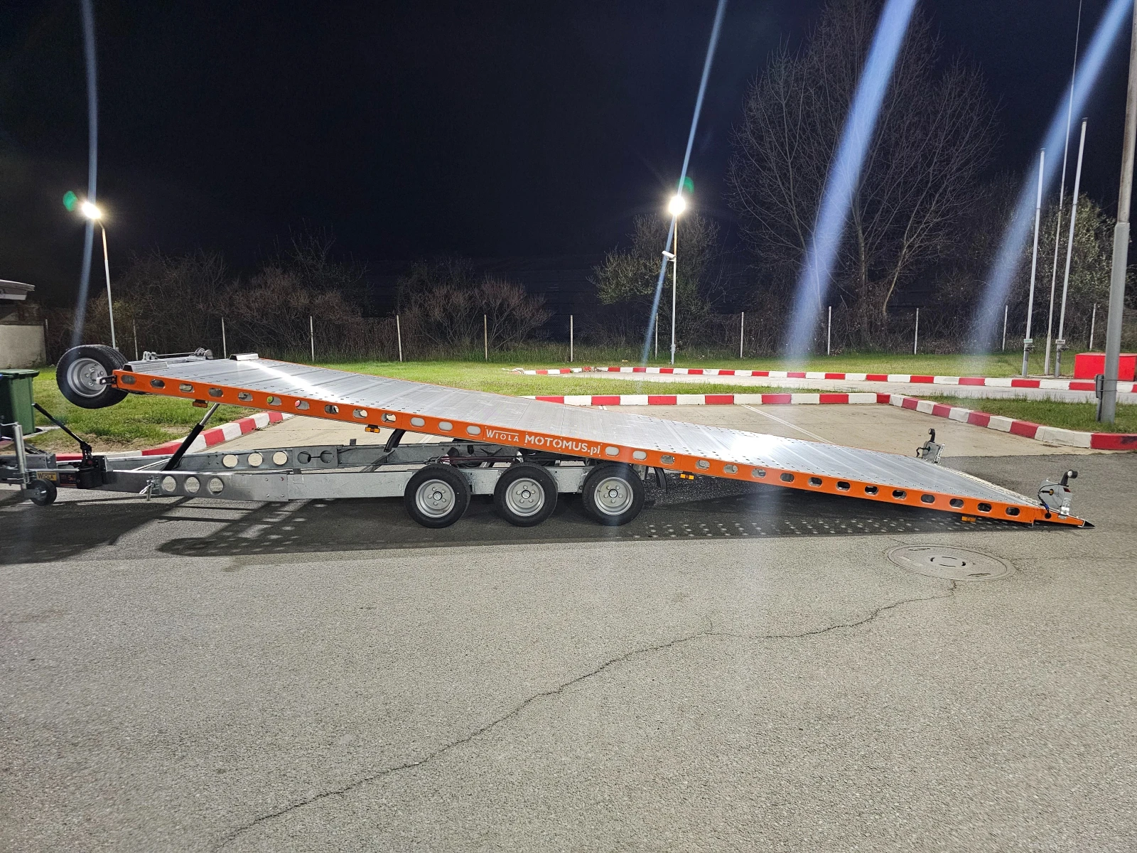 За автомобил Fit-zel WIOLA L35G65P ! 3500 КИЛОГРАМА !