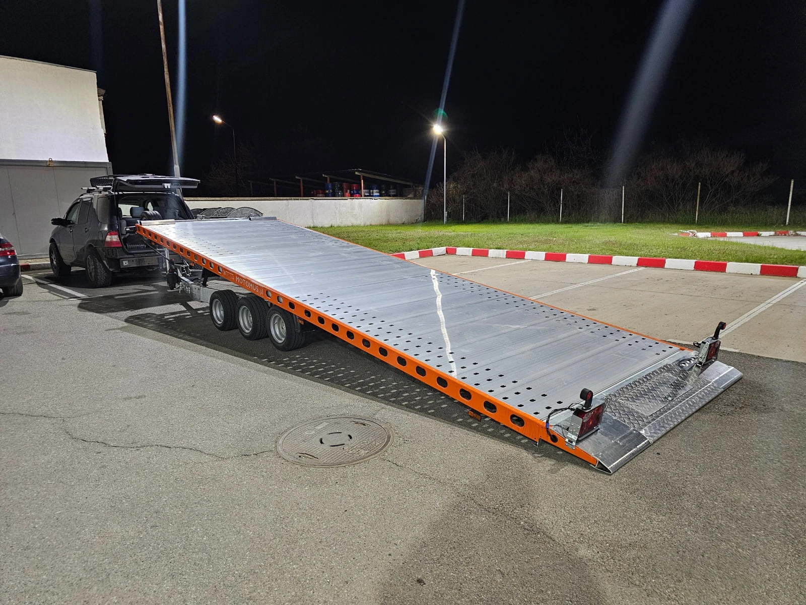 За автомобил Fit-zel WIOLA L35G65P ! 3500 КИЛОГРАМА !, снимка 2 - Ремаркета - 53918291