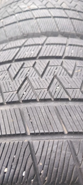 Гуми Зимни 295/35R21, снимка 7