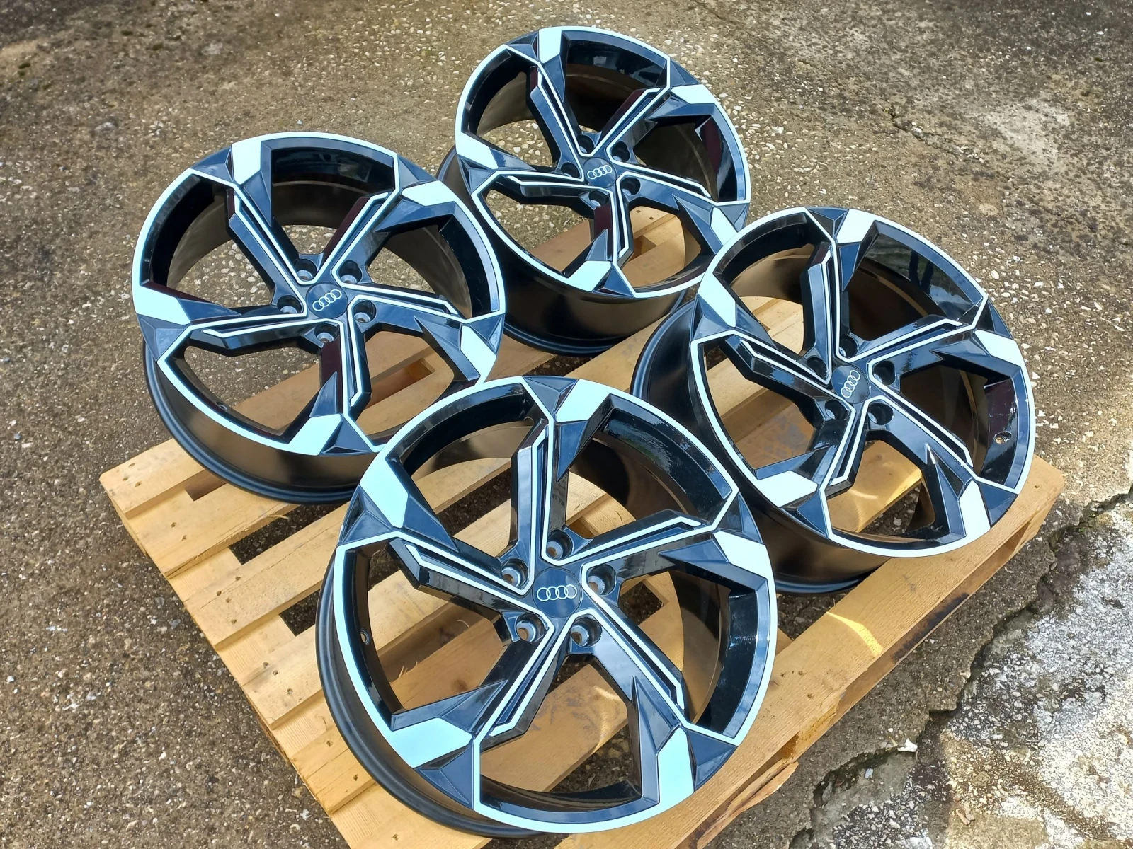   Audi | Mobile.bg   2