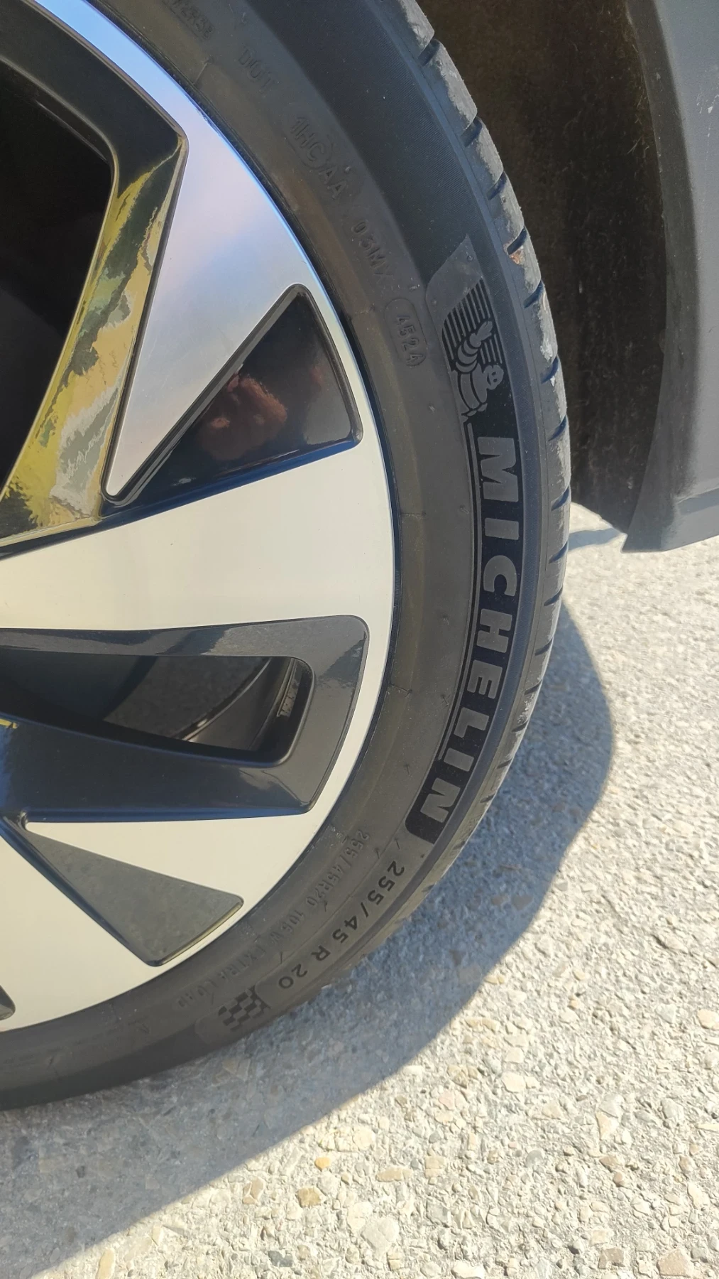 Гуми Летни 255/45R20, снимка 4 - Гуми и джанти - 54428527