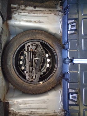 Toyota Aygo 1.0i 12V 67Hp, снимка 11