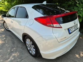 Обява за продажба на Honda Civic 1.8 140к автомат ~13 999 лв. - изображение 6