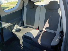 Toyota Aygo 1.0i 12V 67Hp - 1350 € / 2640.37 лв. - 97882969 9