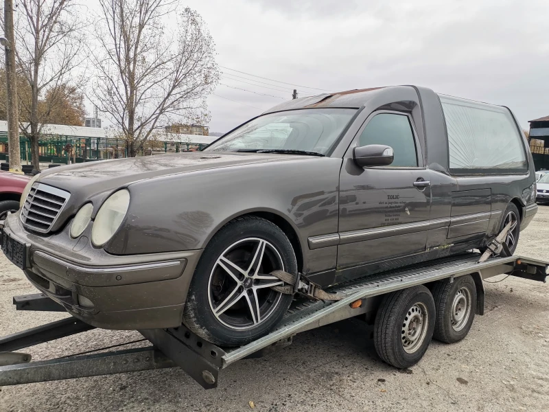 Mercedes-Benz E 270, снимка 2 - Автомобили и джипове - 47982492