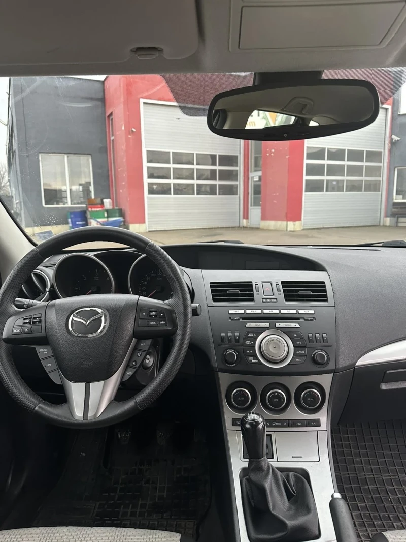 Mazda 3 1.6 HDI, снимка 7 - Автомобили и джипове - 48620372