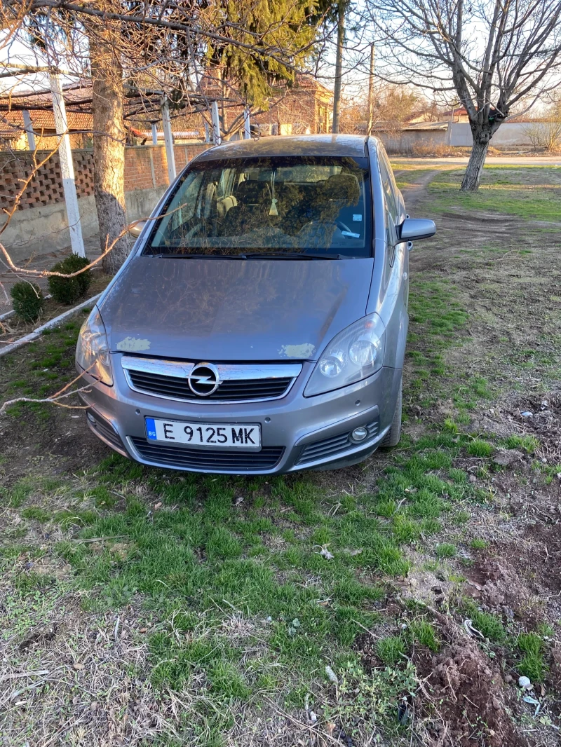 Opel Zafira, снимка 1 - Автомобили и джипове - 48877153