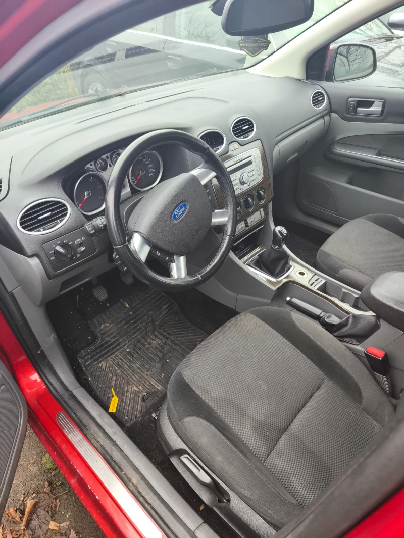 Ford Focus 1.6 TDCI, снимка 5 - Автомобили и джипове - 49020454