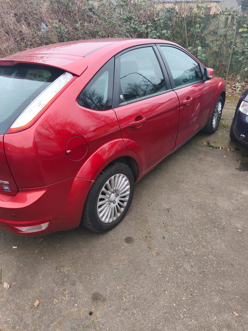 Ford Focus 1.6 TDCI, снимка 2 - Автомобили и джипове - 49020454