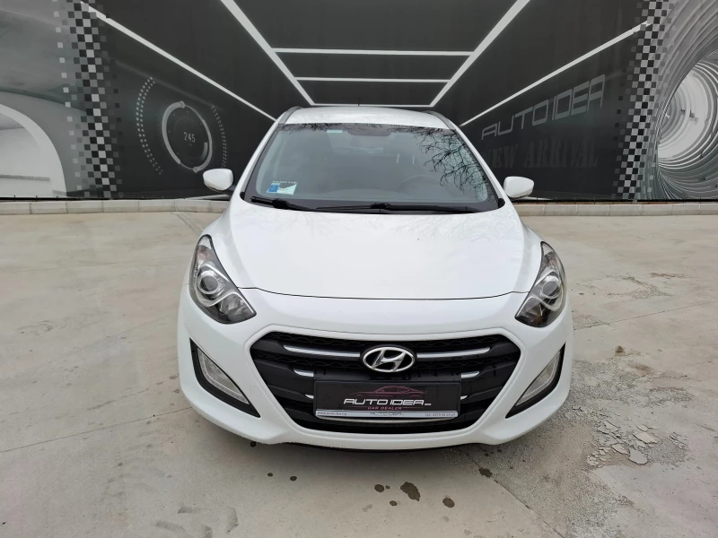 Hyundai I30 Wagon 1.6CRDi - 173 295 км, снимка 2 - Автомобили и джипове - 49524523