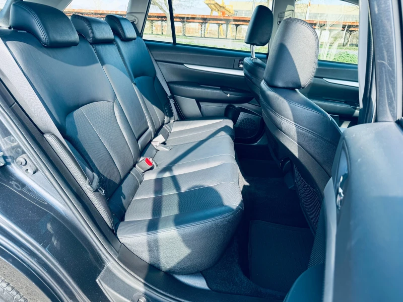 Subaru Outback Нов внос Швейцария ТОП СЪСТОЯНИЕ , снимка 11 - Автомобили и джипове - 49691732