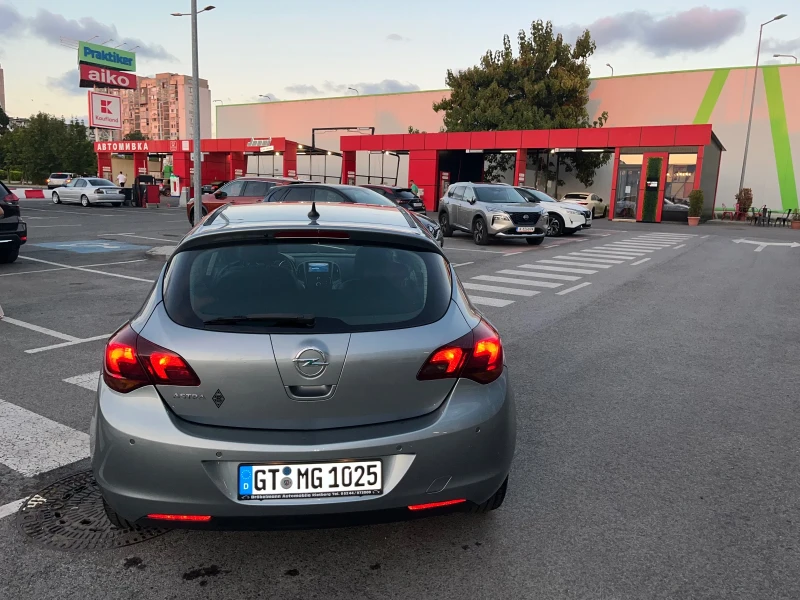 Opel Astra, снимка 5 - Автомобили и джипове - 52388282
