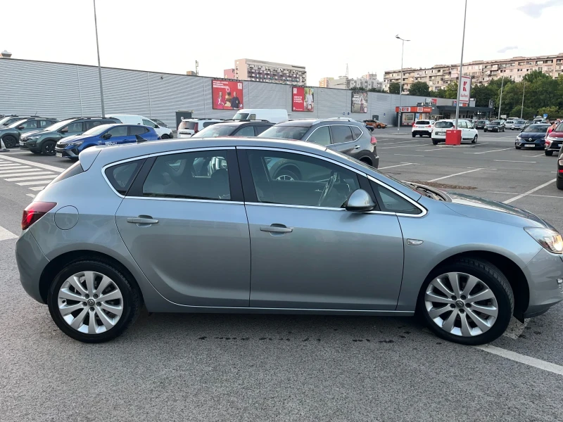 Opel Astra, снимка 4 - Автомобили и джипове - 52388282