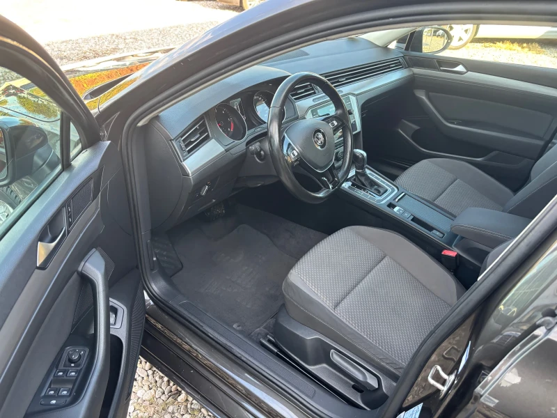 VW Passat 2.0TDI AUTOMAT, снимка 4 - Автомобили и джипове - 52124808