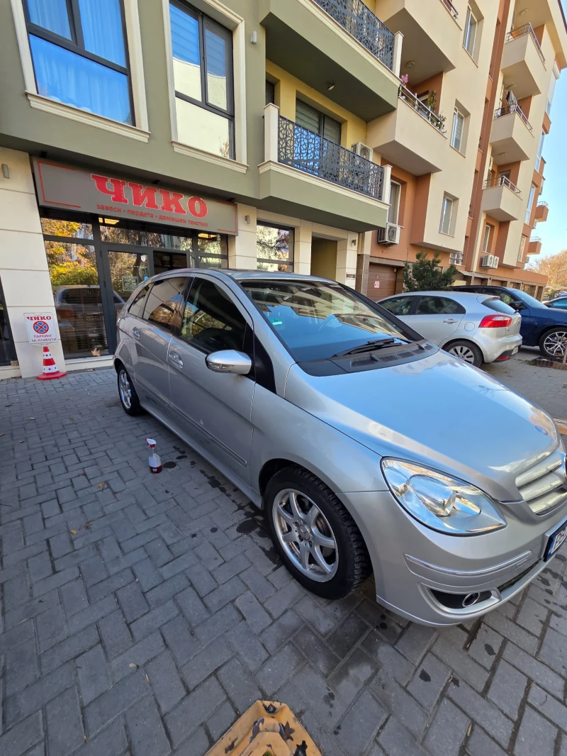 Mercedes-Benz B 200, снимка 5 - Автомобили и джипове - 52421372