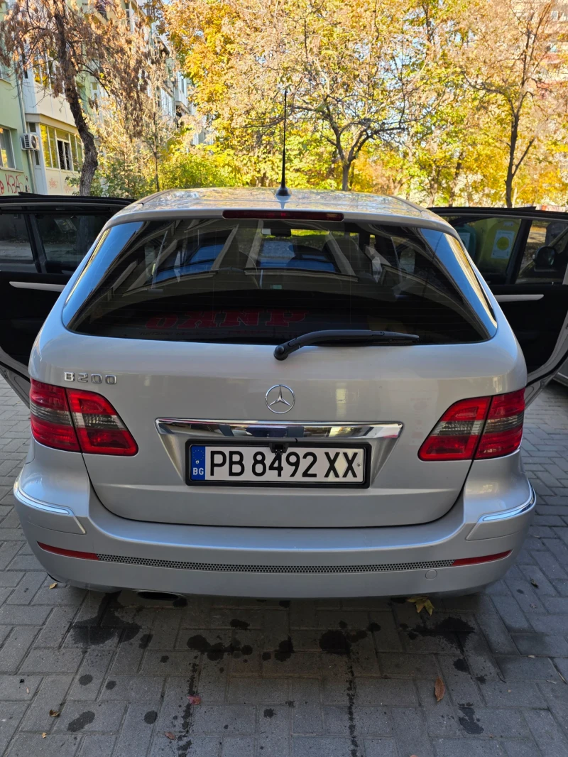 Mercedes-Benz B 200