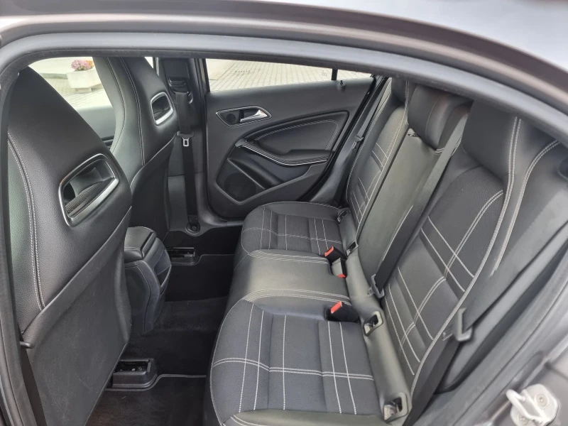 Mercedes-Benz A 180 1.6, снимка 13 - Автомобили и джипове - 52550642