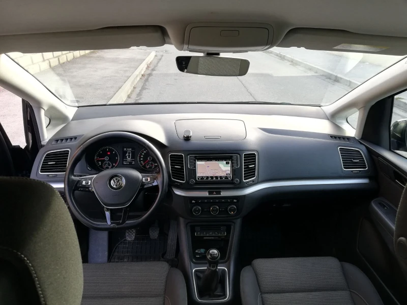VW Sharan, снимка 8 - Автомобили и джипове - 52667222