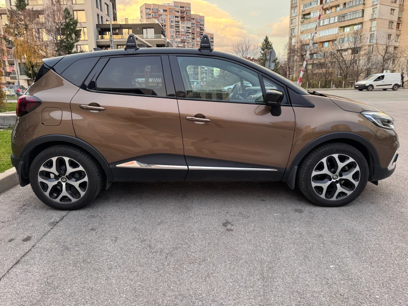 Renault Captur Bose edition, снимка 4 - Автомобили и джипове - 52675116
