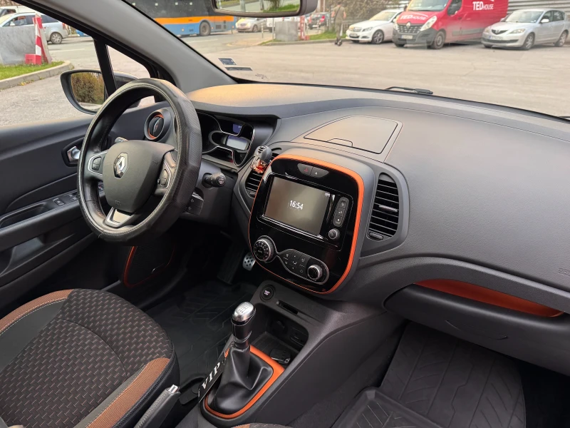 Renault Captur Bose edition, снимка 11 - Автомобили и джипове - 52675116