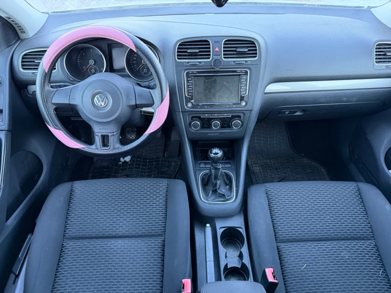 VW Golf 1.6/90кс Нави, снимка 9 - Автомобили и джипове - 52929032