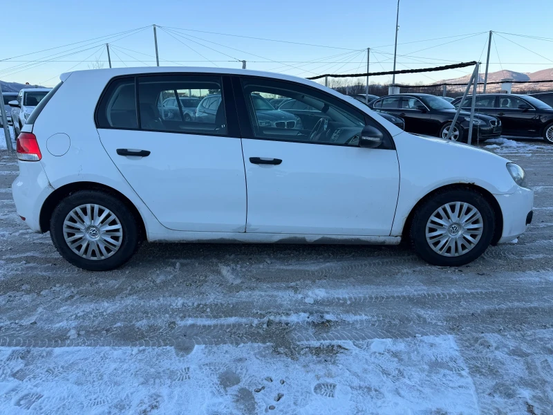 VW Golf 1.6/90кс Нави, снимка 7 - Автомобили и джипове - 52929032