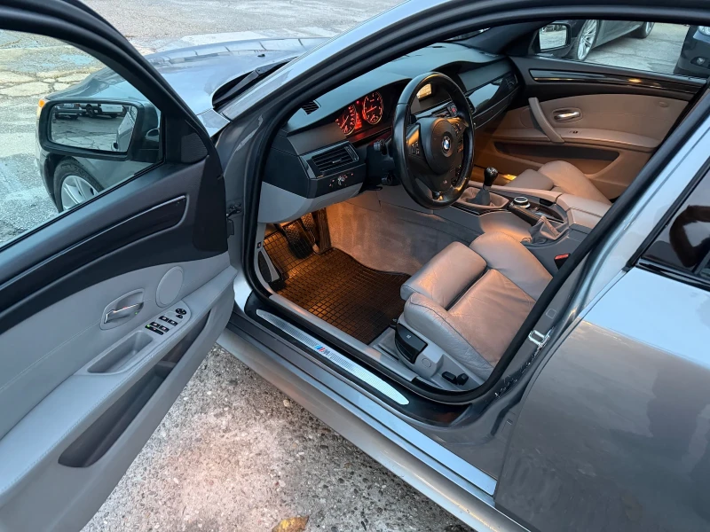 BMW 525 d M-packet, снимка 11 - Автомобили и джипове - 53298581