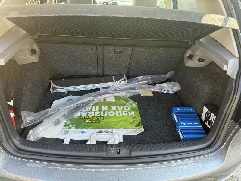 VW Golf 1.9 105 к.с 4х4, снимка 10 - Автомобили и джипове - 53440606