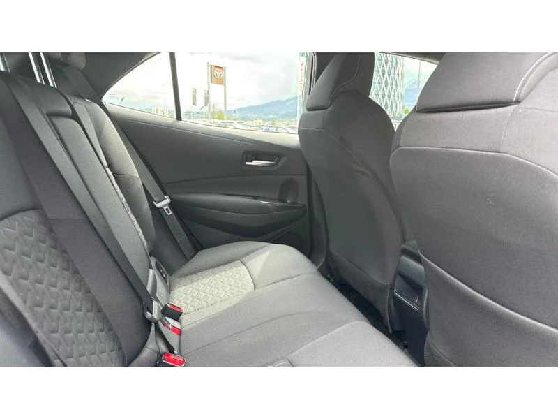 Toyota Corolla HB 1.2P Turbo Dynamic - изображение 7