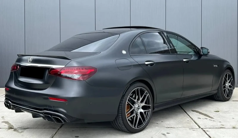 Mercedes-Benz E 63 AMG s 4Matic+ , снимка 2 - Автомобили и джипове - 53724695