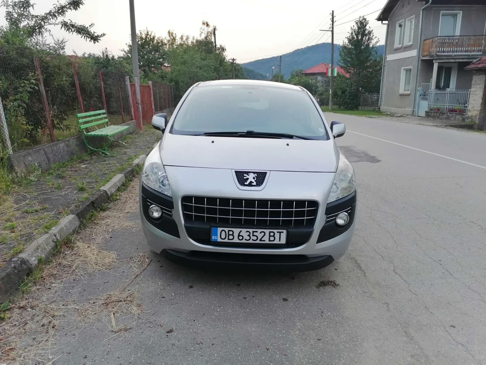 Peugeot 3008 1.6 HDI AUTO, снимка 1