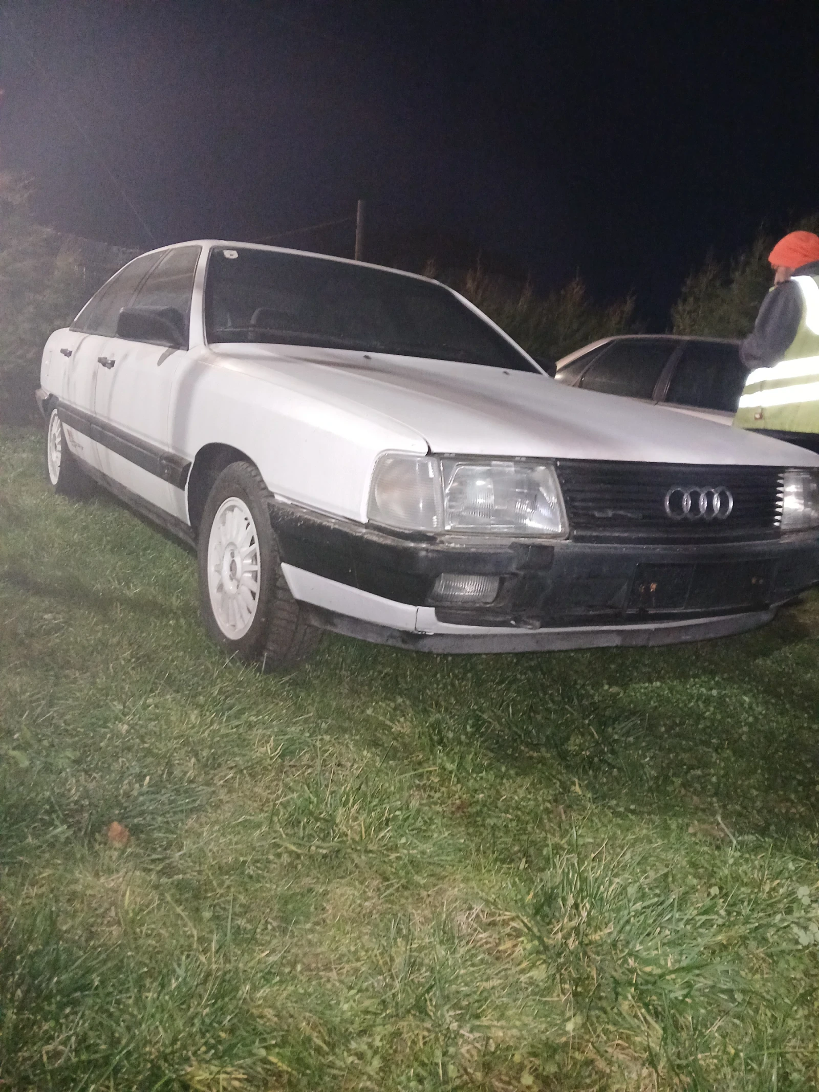 Audi 100 QUATTRO 