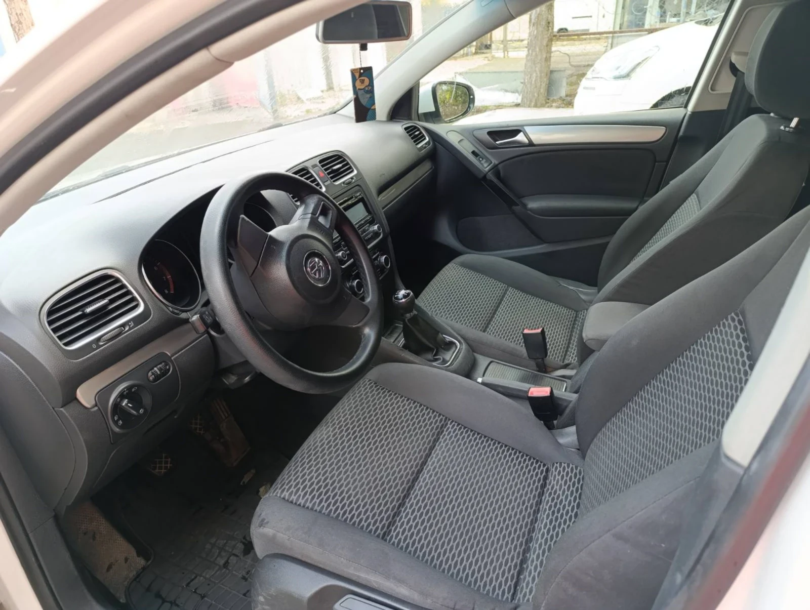 VW Golf  - изображение 10