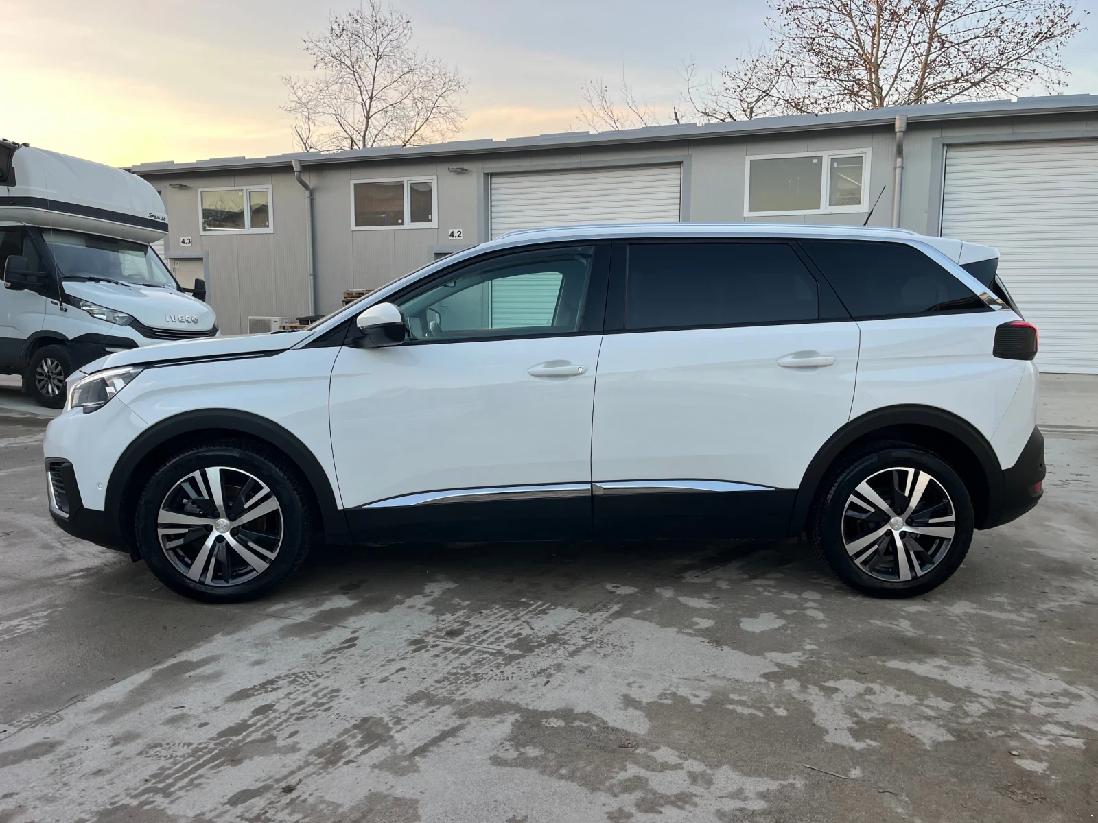 Peugeot 5008  - изображение 4