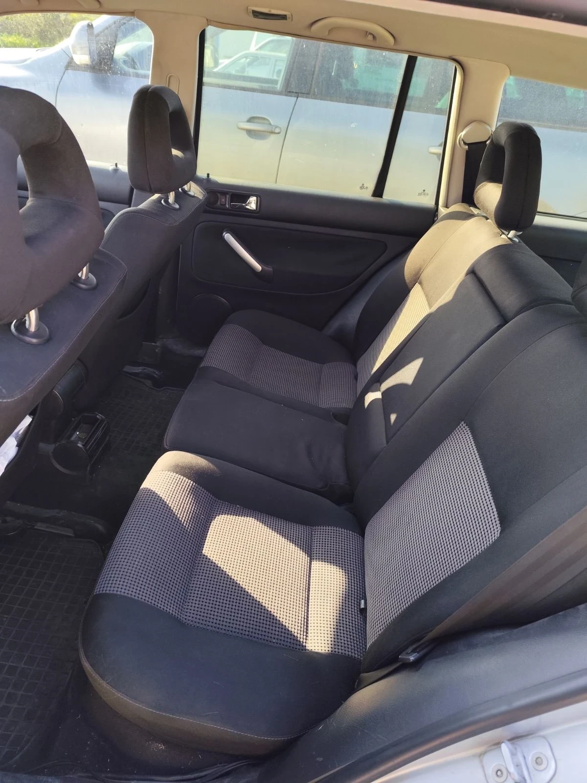 VW Bora 1.9tdi 116k.c  - изображение 8