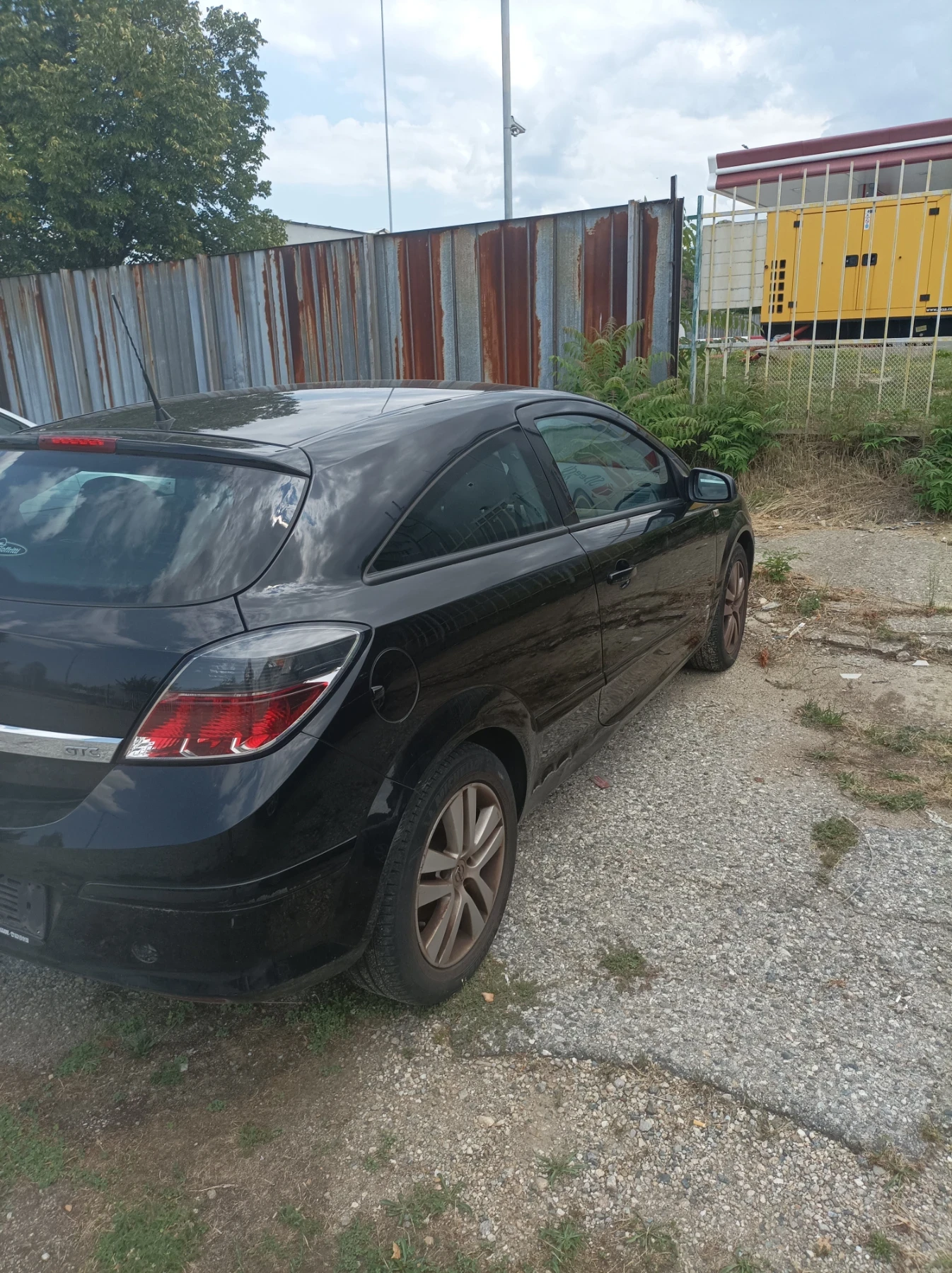 Opel Astra GTC - изображение 8